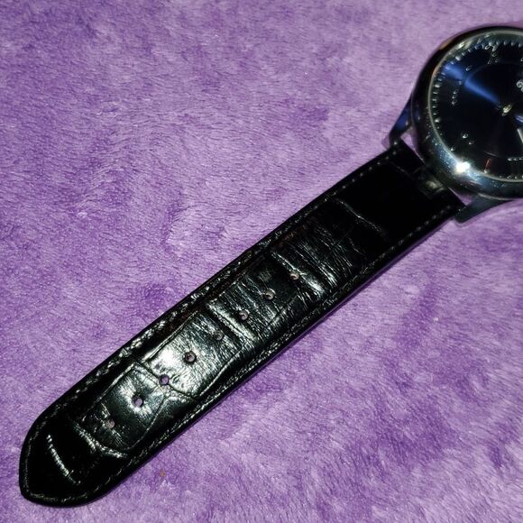 Guess Metropolitan Men's Analog Date & Day Watch W0792G1 - Picture 6 of 11